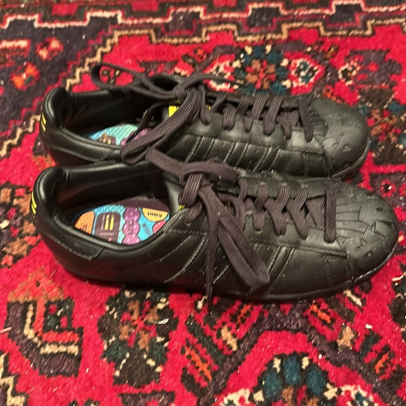 Adidas pharrell Williams superstar runners like new - Picture 2 of 4
